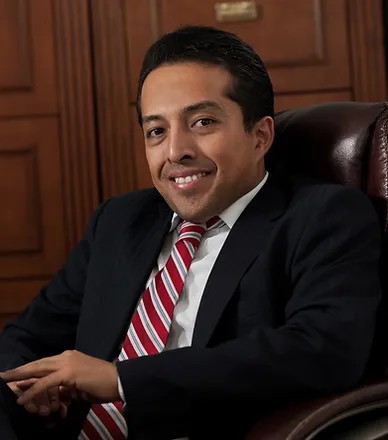 Lic. Salvador Bustamante Alemán